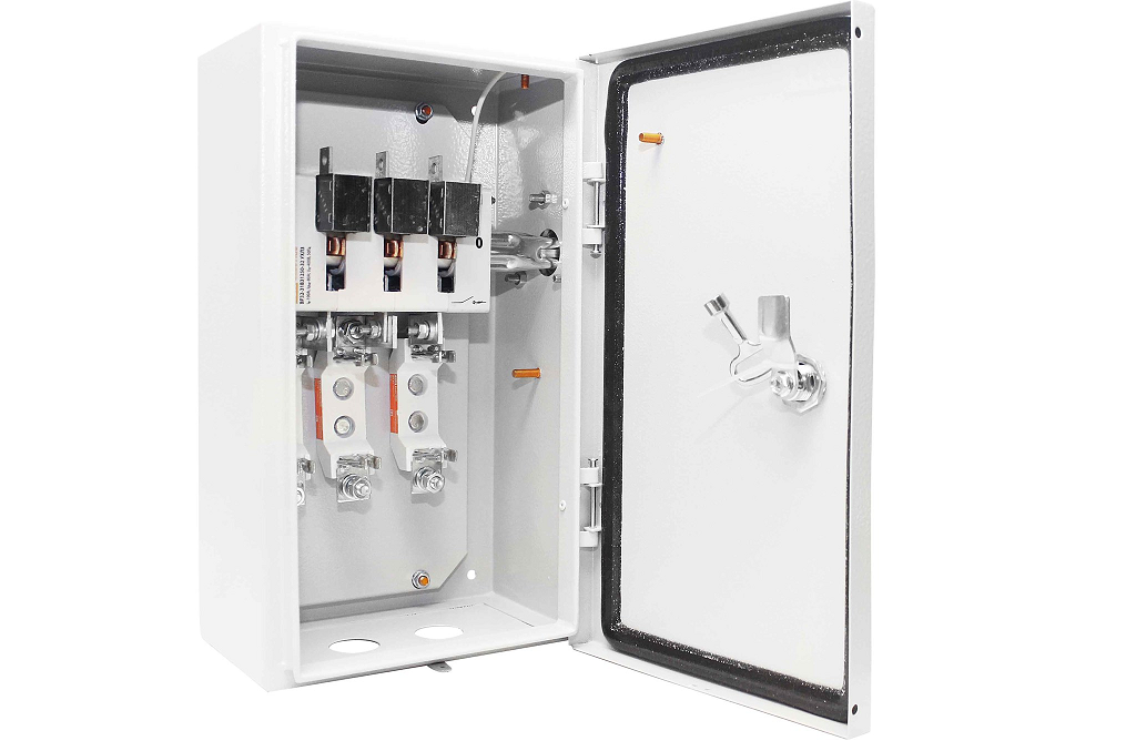 Рубильниктэй хайрцаг